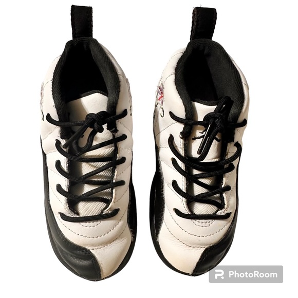 NIKE AIR JORDAN Toddler Unisex Floral Black White Sneakers RN6955-100 Size 9C - Picture 2 of 8